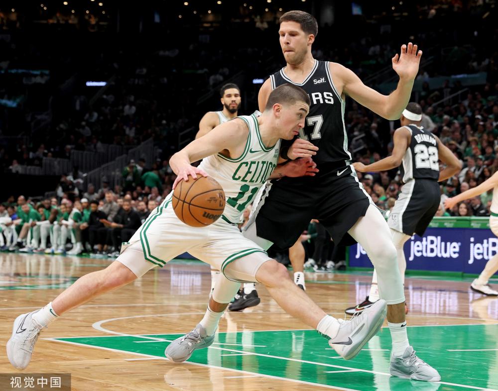 钻石般熠熠 钻石般熠熠